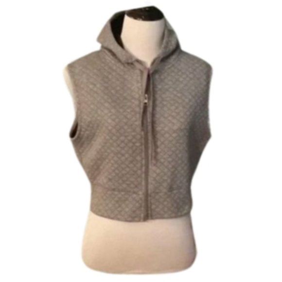 Thrills Other - Thrills Short Hoodie Sleeveless Quilted Vest with Zip Up & Drawstrings Women's M
